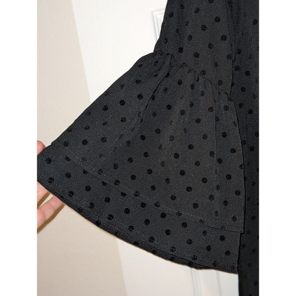 Tyche Black‎ Polka Dot Blouse Bell Sleeve V Neck Elegant Lightweight Top Size M - Picture 3 of 8
